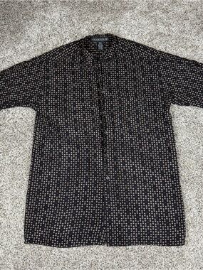 Size Small Addendum Brand Black Short-Sleeve Button-Up Shirt with Tan Dot Print